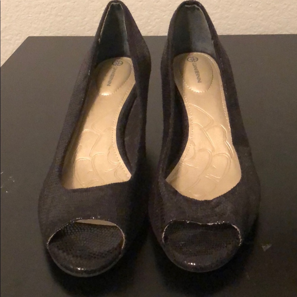 Women shoes